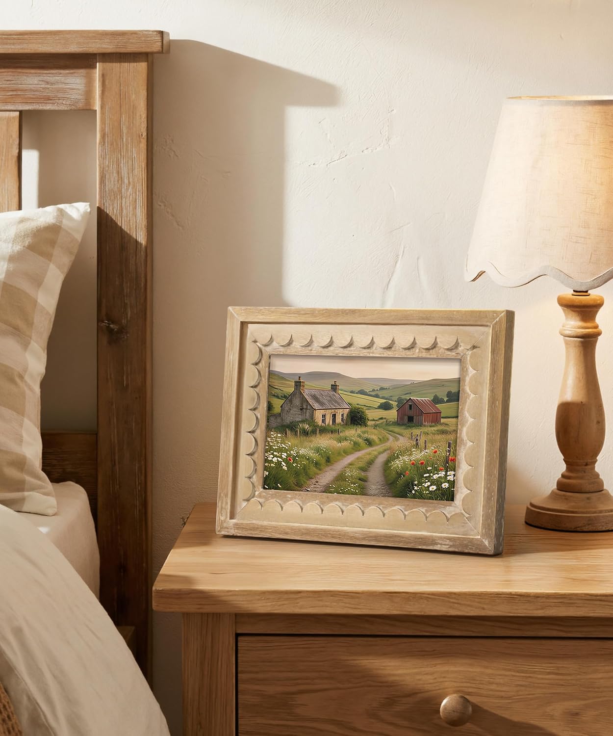 Wavy Edge Wooden Art Frame Style